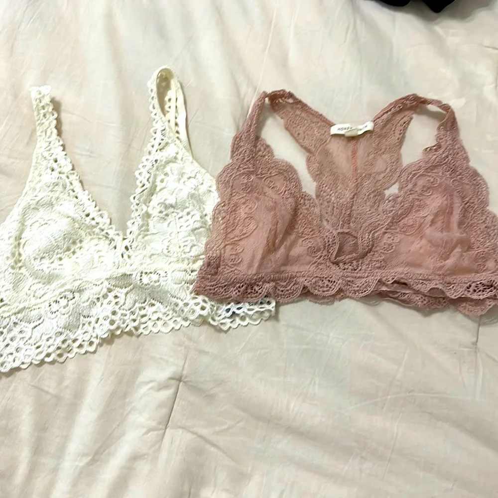 Bralettes - Picture 1 of 3